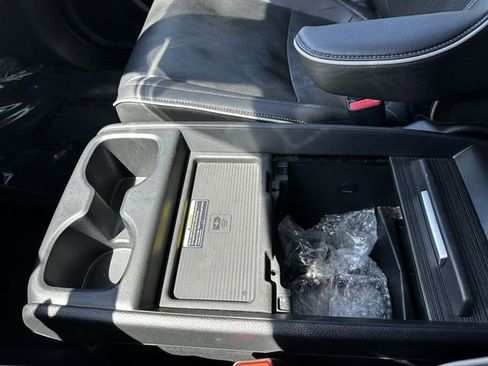 Used 2023 Honda Odyssey Elite image 25