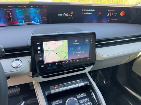 New 2026 Lincoln Nautilus Reserve image 25