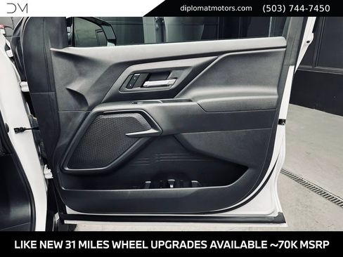Used 2024 Chevrolet Silverado EV W/T AWD/4WD image 28