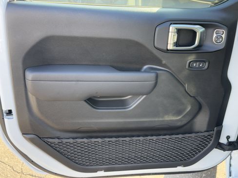 New 2025 Jeep Wrangler Sport S image 19