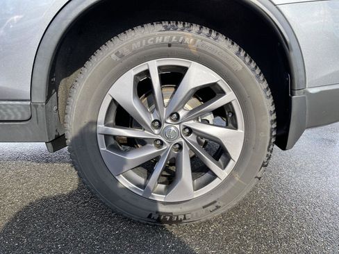 Used 2016 Nissan Rogue SL w/ SL Premium Package image 26