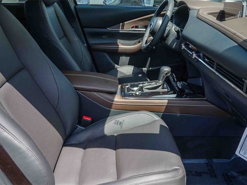 New 2025 MAZDA CX-30 AWD 2.5 S w/ Premium Package image 19