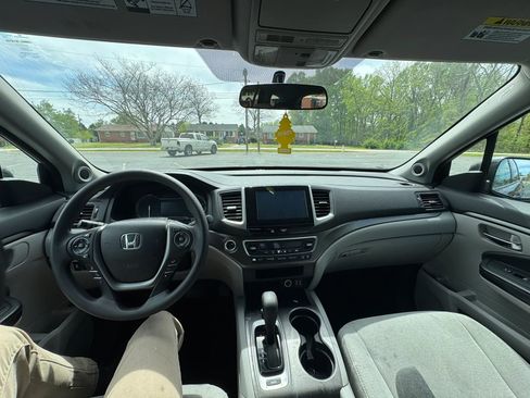 Used 2016 Honda Pilot EX image 23