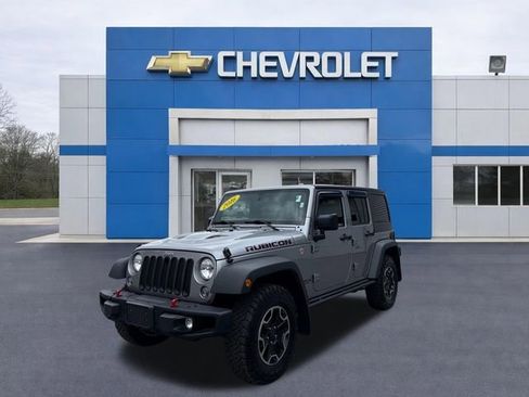 Used 2016 Jeep Wrangler Unlimited Rubicon AWD/4WD image 3