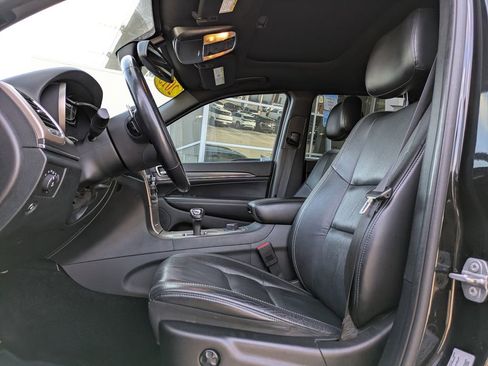 Used 2015 Jeep Grand Cherokee Limited image 2