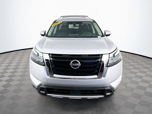 Certified 2023 Nissan Pathfinder Platinum AWD/4WD image 4