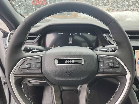 New 2026 Jeep Grand Cherokee Limited image 16