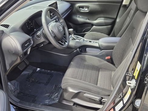 Certified 2023 Honda HR-V LX image 9