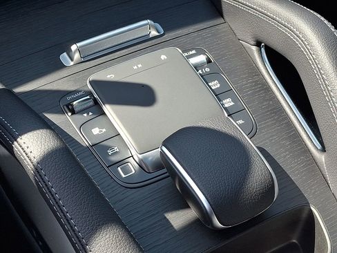 New 2026 Mercedes-Benz GLE 450 4MATIC image 17