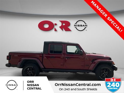 Used 2021 Jeep Gladiator Willys image 4