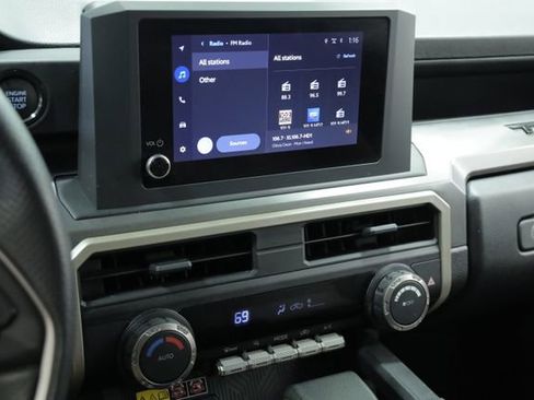 Used 2024 Toyota Tacoma SR5 w/ SR5 Upgrade Package RWD image 17