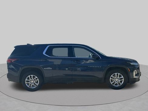 Used 2023 Chevrolet Traverse LS w/ LPO, Cargo Package FWD image 6