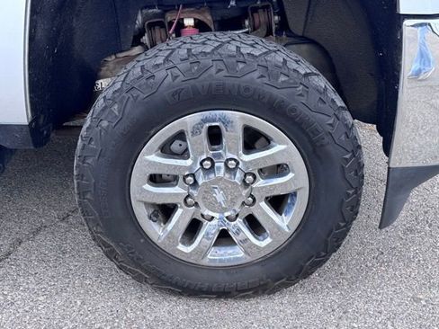 Used 2018 Chevrolet Silverado 3500 LTZ w/ Duramax Plus Package AWD/4WD image 9