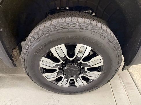 New 2026 GMC Sierra 2500 Denali w/ Denali Reserve Package image 4