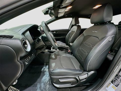 Used 2023 Kia Forte GT-Line w/ GT-Line Technology Package image 21