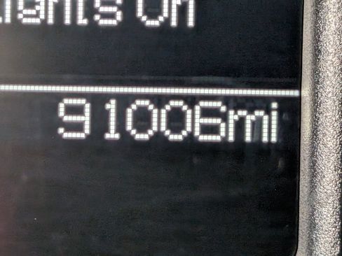 Used 2021 RAM 1500 Classic SLT image 24