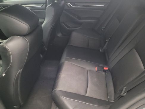Used 2019 Honda Accord Sport image 18