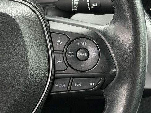 Used 2025 Toyota Corolla SE FWD image 15
