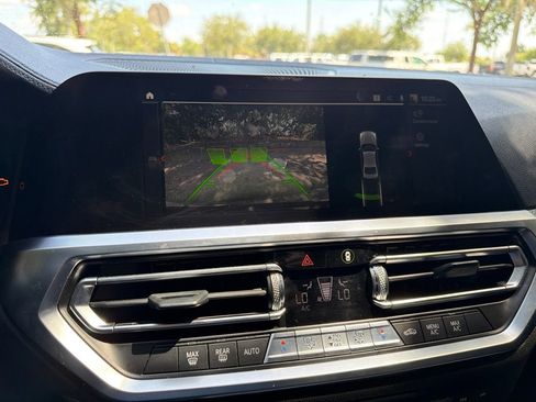 Used 2019 BMW 330i Sedan w/ M Sport Package RWD image 10