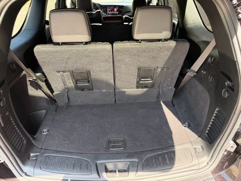 Used 2024 Dodge Durango GT AWD/4WD image 11