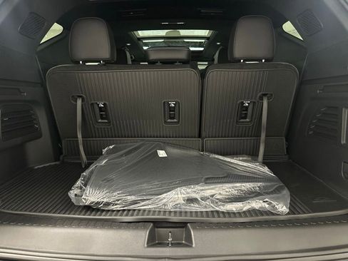 New 2026 Chevrolet Traverse LT w/ Enhanced Driving Package image 14