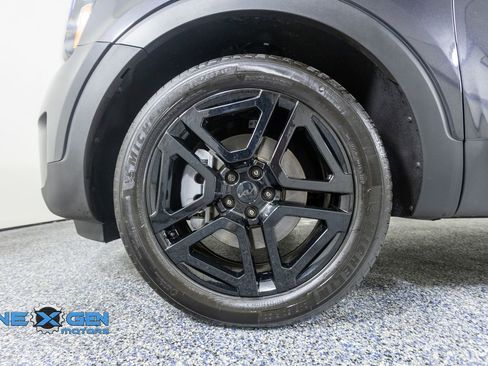 Used 2025 Kia Telluride SX X-Line AWD/4WD image 50