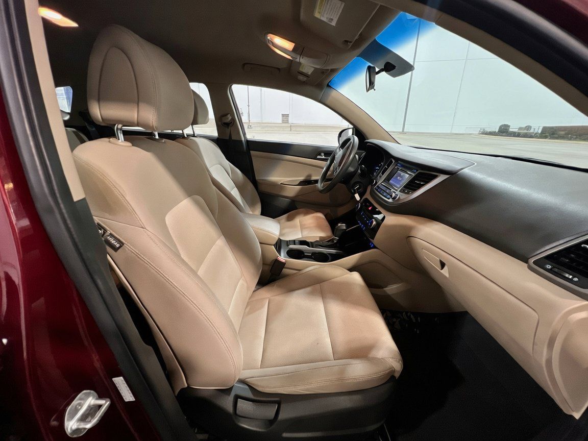 Used 2017 Hyundai Tucson SE FWD image 19
