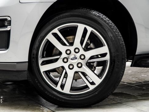 Used 2024 Ford Expedition Max Limited image 3