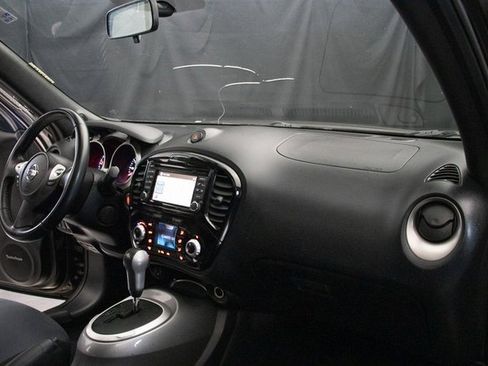 Used 2014 Nissan Juke SV w/ Navigation Package image 15