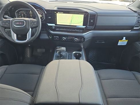 New 2026 GMC Sierra 1500 Elevation image 12