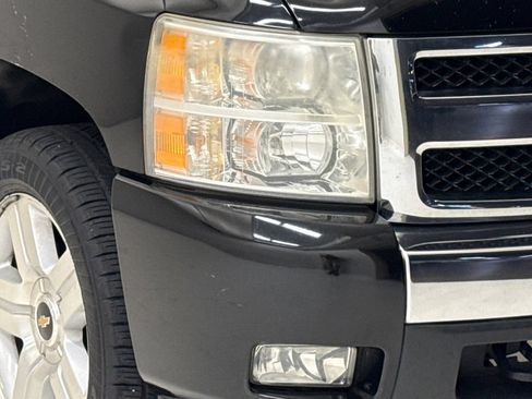 Used 2008 Chevrolet Silverado 1500 LT w/ Texas Edition RWD image 5