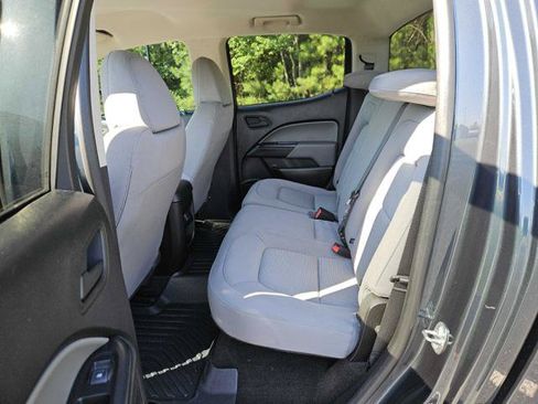 Used 2017 Chevrolet Colorado W/T RWD image 24