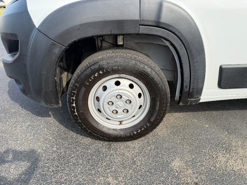 Used 2023 RAM ProMaster 2500 FWD image 12