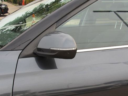 Used 2021 Kia Seltos S image 12