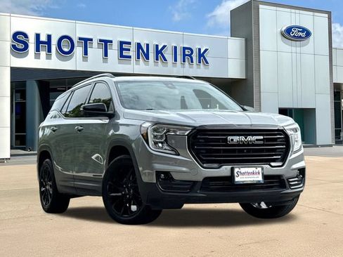 Used 2024 GMC Terrain SLT w/ Tech Package AWD/4WD image 1