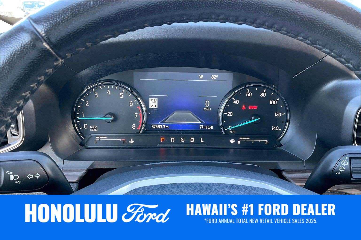 Used 2022 Ford Explorer Limited w/ Equipment Group 301A RWD image 17