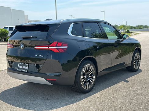 New 2026 BMW X3 xDrive30 w/ Premium Package AWD/4WD image 8