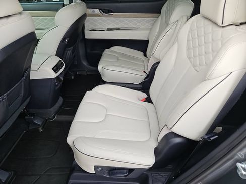 Used 2022 Hyundai Palisade Calligraphy w/ Cargo Package FWD image 14