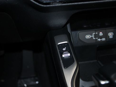 Used 2024 Kia Sorento S image 44