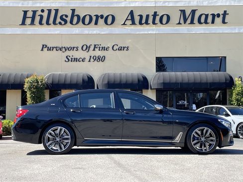 Used 2018 BMW M760i xDrive w/ Luxury Rear Seating Package image 5