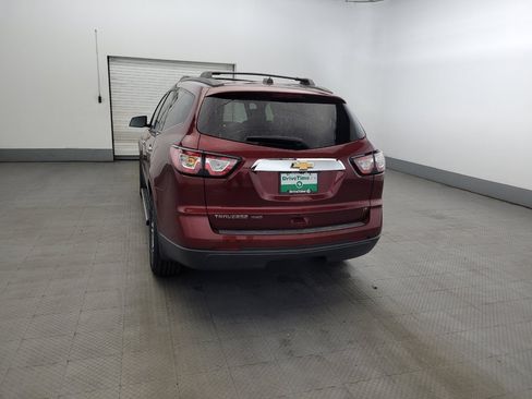 Used 2017 Chevrolet Traverse LT w/ LPO, 'HIT The Road' Package AWD/4WD image 6