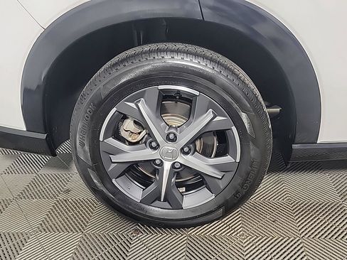 Certified 2024 Honda HR-V EX-L image 3