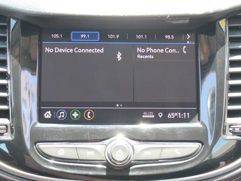 Used 2020 Chevrolet Trax LS FWD image 29