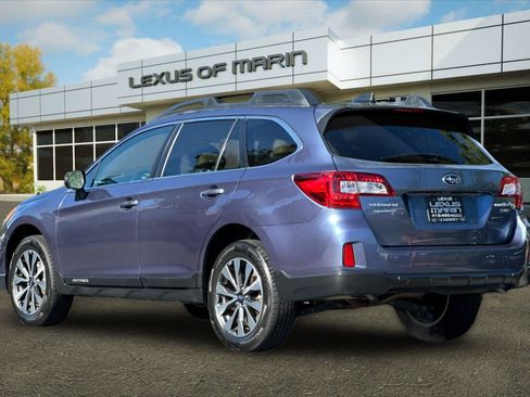 Used 2016 Subaru Outback 3.6R Limited AWD/4WD image 3