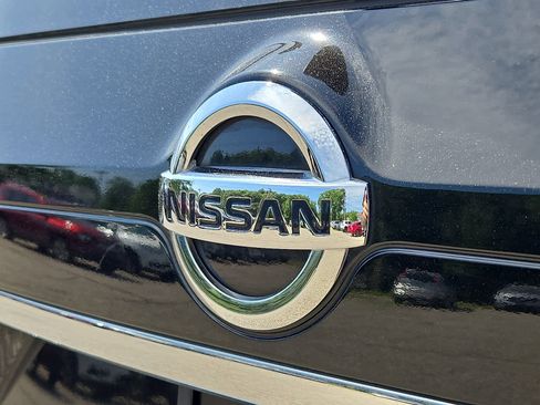 Used 2020 Nissan Rogue SV AWD/4WD image 29