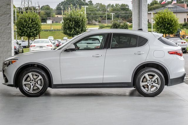 Used 2021 Alfa Romeo Stelvio Sprint w/ Sun & Sound Package AWD/4WD image 54