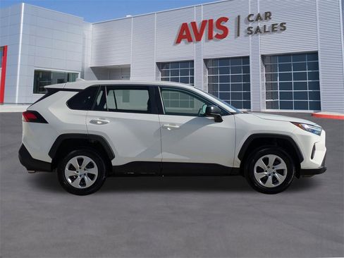 Used 2024 Toyota RAV4 LE image 5