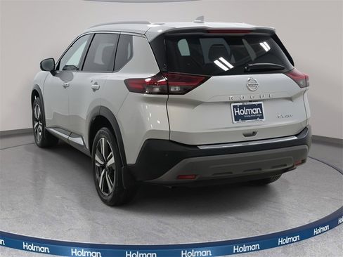 Used 2021 Nissan Rogue SL image 8