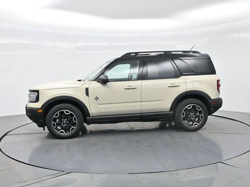 Used 2025 Ford Bronco Sport Outer Banks w/ Outer Banks Tech Package+ image 10
