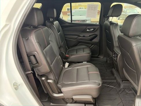 Used 2023 Chevrolet Traverse RS w/ LPO, Floor Liner Package image 45